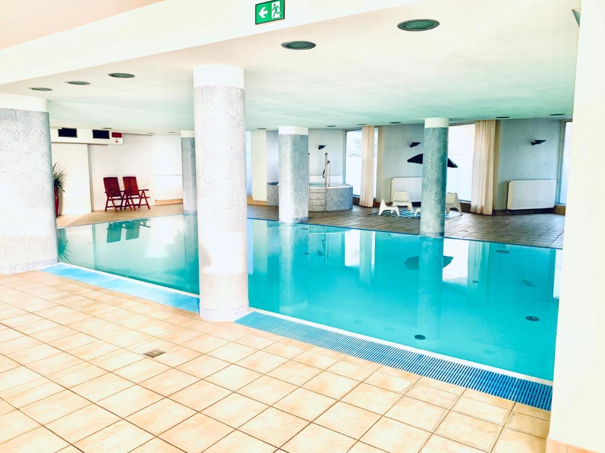 City View Wellness Apartment Swim&Steam&Relax Cracovia Esterno foto